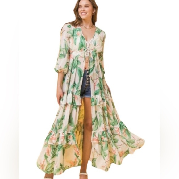 Flying Tomato Dresses & Skirts - NWOT Floral Green and Cream Printed Maxi Flowy Kimono Top Size Medium